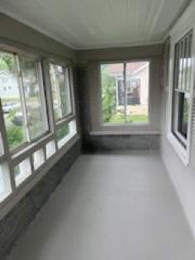Building Photo - 4BR/2BA House-LEASING SPECIAL MOVE IN BY 1/1/2026 ** 1/2 price Security Deposit and 2nd month free