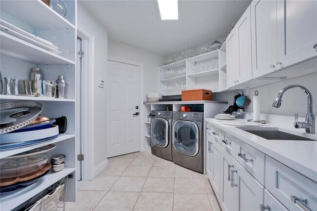 Building Photo - 1041 Tuscany Pl