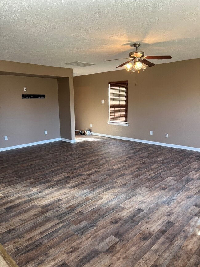 Building Photo - 7739 Muley Ln