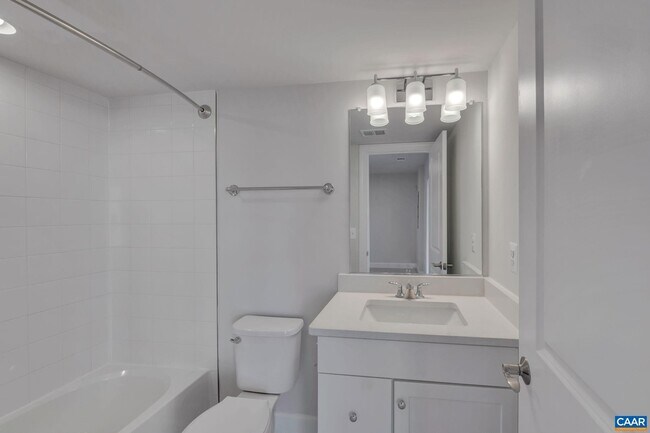 Building Photo - 6053 McComb St