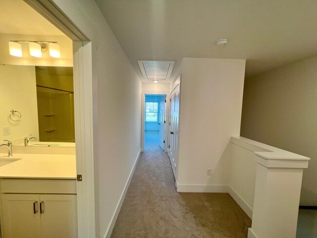 Building Photo - 1242 Cherry Orch Rd