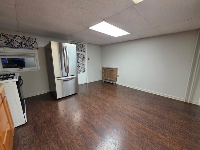 Building Photo - 218 W Horner St