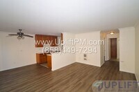 Building Photo - 1 Bed, 1 Bath Condo in Gated Community wit...