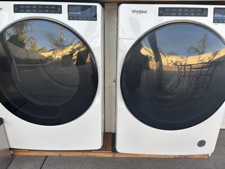 side-loaded wash and dryer - 32914 Guinness Way