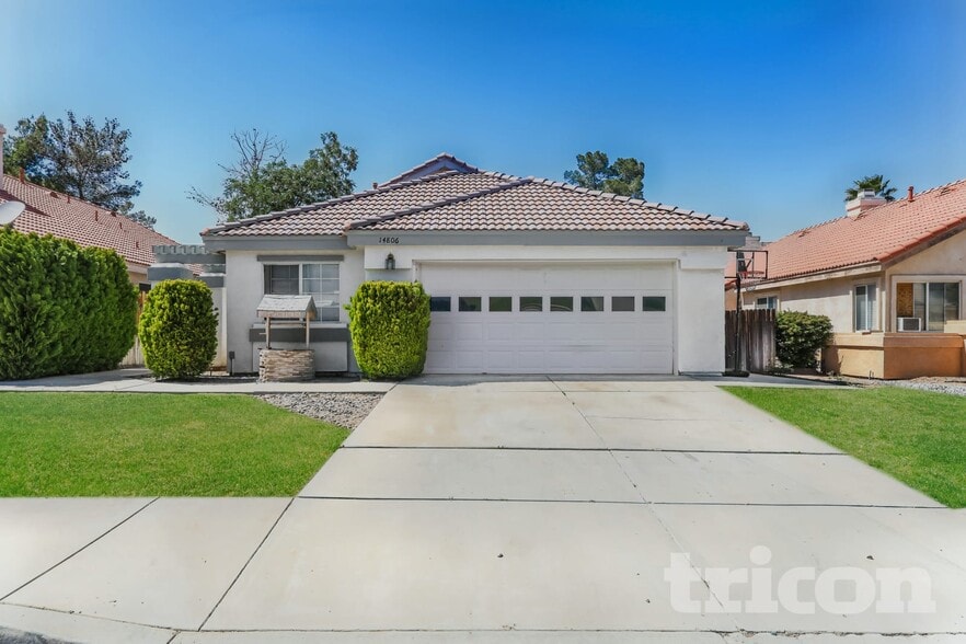 Primary Photo - 14806 Rosemary Dr