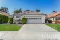 Building Photo - 14806 Rosemary Dr