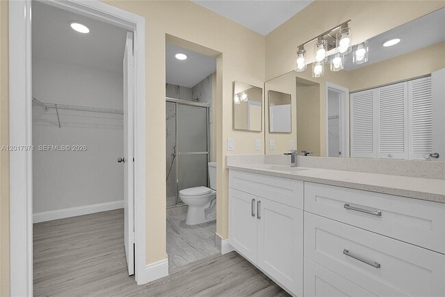 Building Photo - 2532 Coral Springs Dr