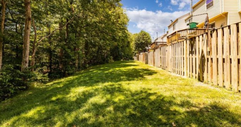 Building Photo - 8505 Golden Ridge Ct