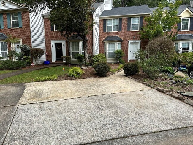 Primary Photo - 2953 Lexington Trace Dr