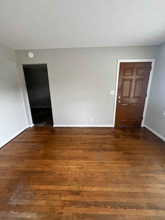 Building Photo - 2160 Winterberry Dr
