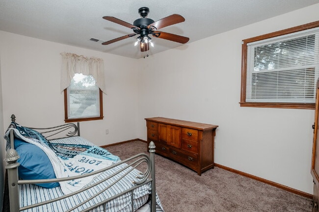 Building Photo - Fully Furnished Charleston Rental Near Folly Beach – Utilities Included | $3,100/Month