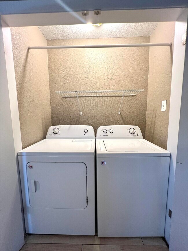 Building Photo - 3212 47th St