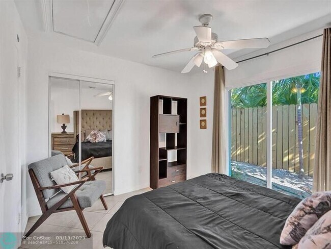 Building Photo - 4422 Sea Grape Dr