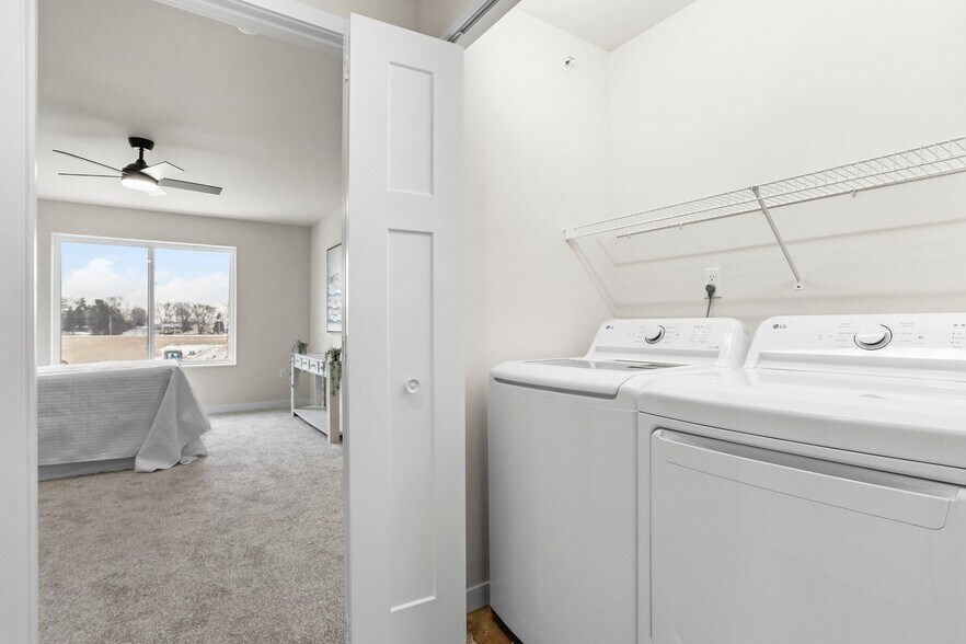 Building Photo - 928 Canter Dr