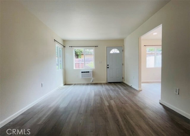 Building Photo - 3928 Everest Ave