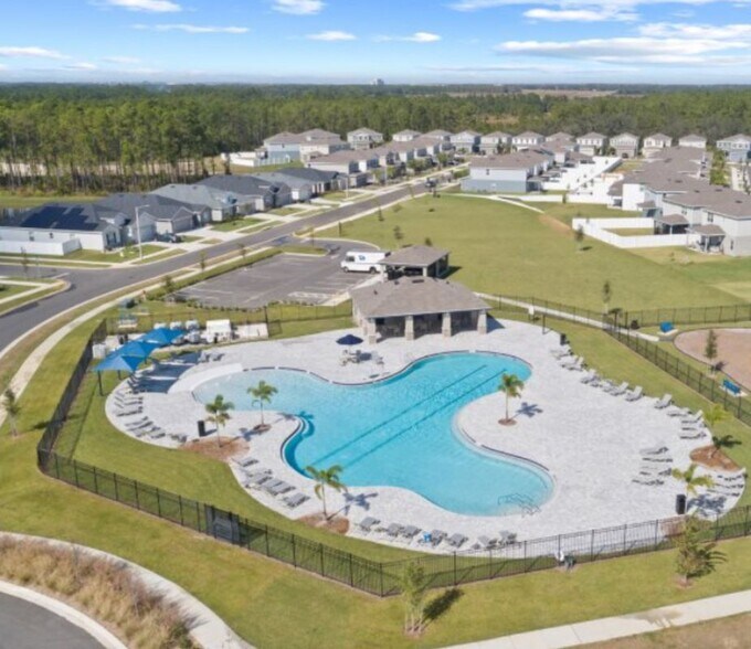 Building Photo - 1016 Cascade Dr