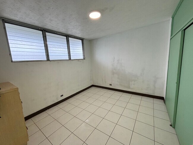 Building Photo - 1103 Kokea St