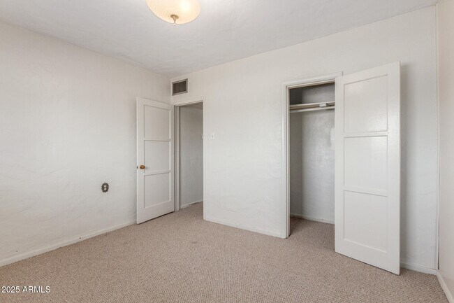 Building Photo - 1116 E Cocopah St