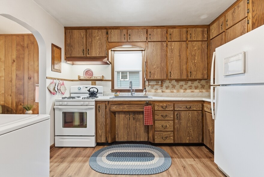 Building Photo - 1144 Madison St