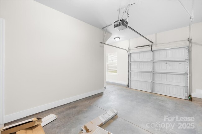 Building Photo - 5014 Central Ave
