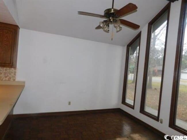 Building Photo - 51 Plantation Rd