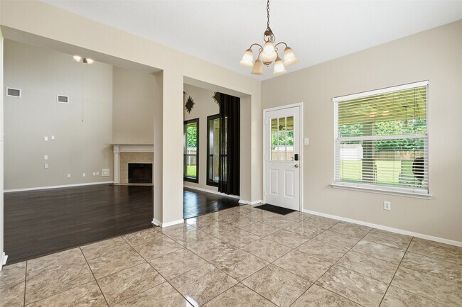 Building Photo - 22914 Breton Point Dr