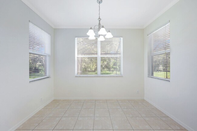 Building Photo - 9250 Estero River Cir