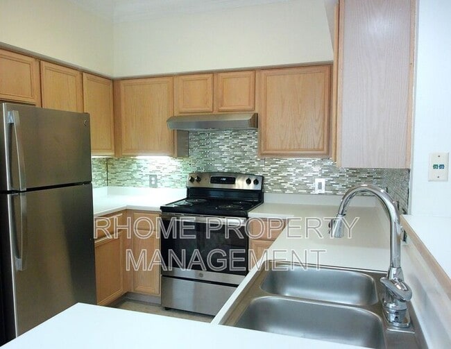 Building Photo - 3777 Peachtree Rd