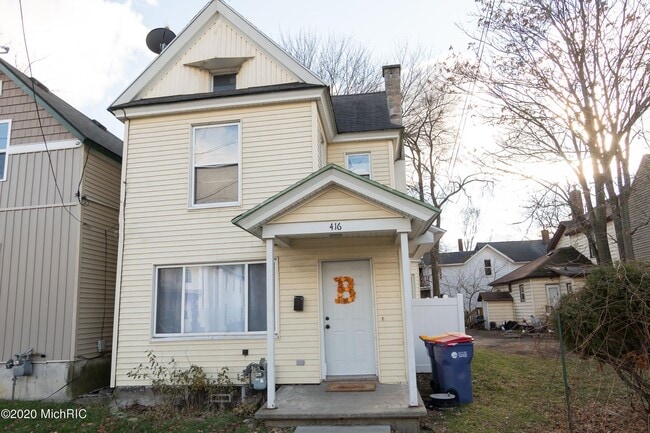 Building Photo - 416 5th St NW