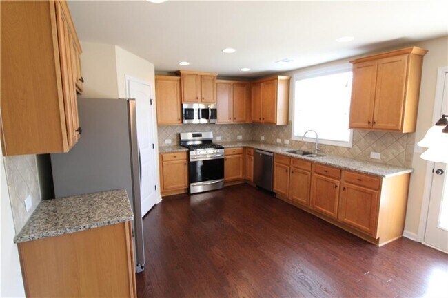 Building Photo - 5759 Shore Isle Ct