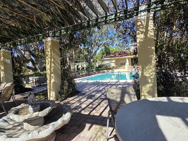 Building Photo - 2690 Coral Landings Blvd