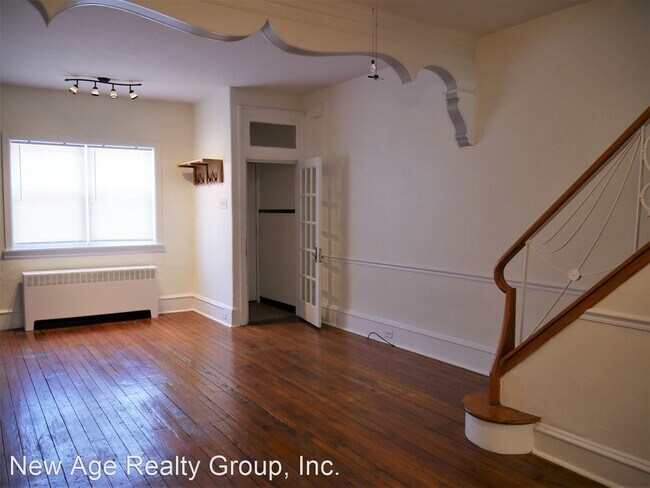 Building Photo - 3 br, 1.5 bath House - 1322 Mifflin Street