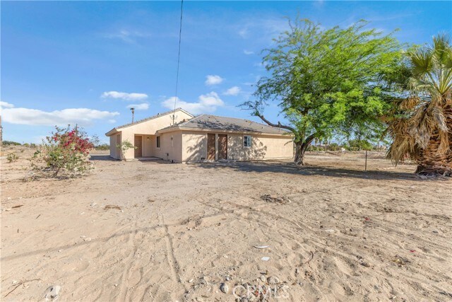 Building Photo - 1341 Beach Club Dr