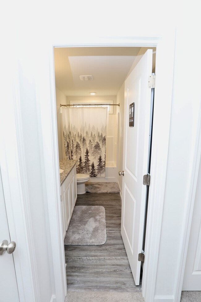 Building Photo - 525 Kittiwake Ln