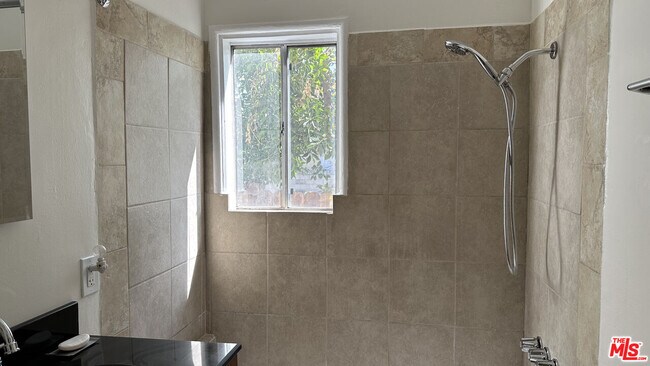 Building Photo - 11225 Emelita St