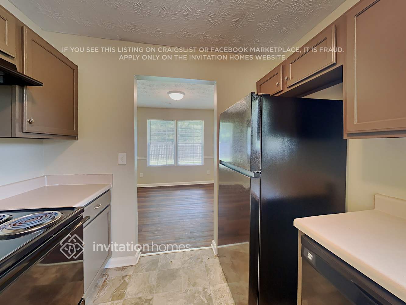 Building Photo - 1422 Steam Engine Way NE
