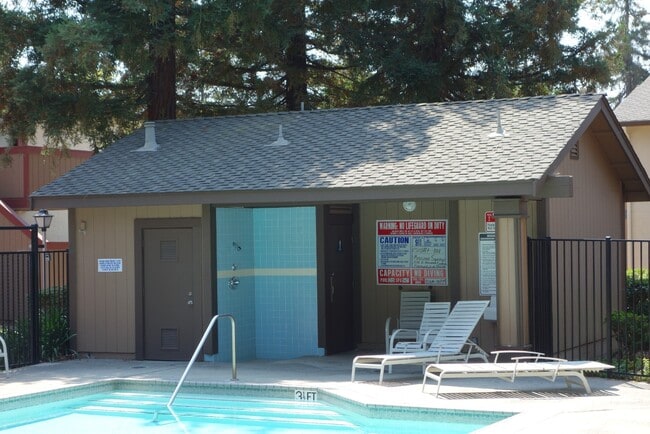 Building Photo - Bright 3-Bed condo with In-Unit Laundry, Pool Access, and Assigned Carport in Fremont