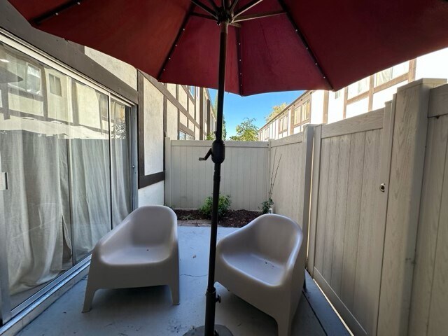 Private Patio - 15508 Williams St