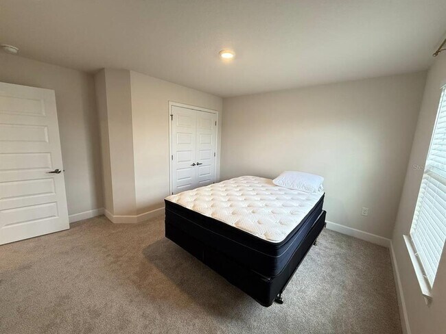 Building Photo - 3828 Sagefield Dr