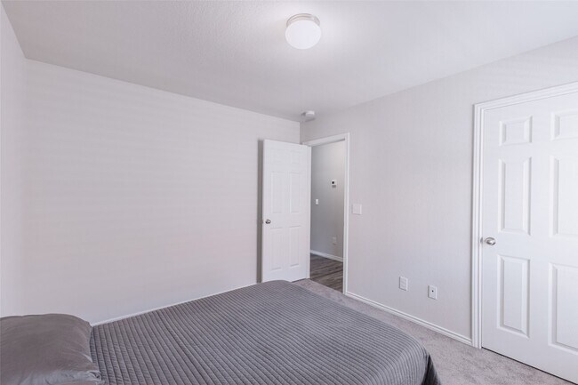 Building Photo - 20906 Twining Rose Ln