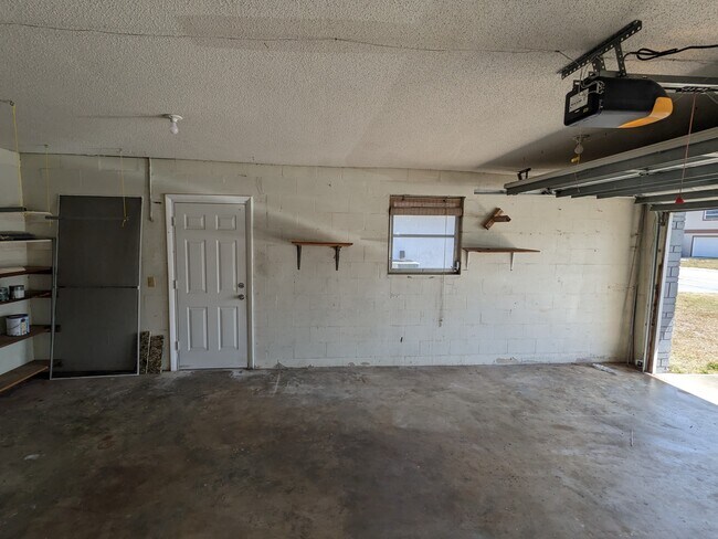 Garage - 430 Patrick Ave