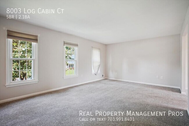 Building Photo - 8003 Log Cabin Ct