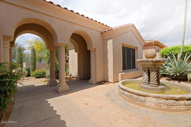 Building Photo - 9311 E Cavalry Dr