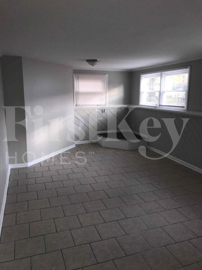 Building Photo - 509 Marie Dr