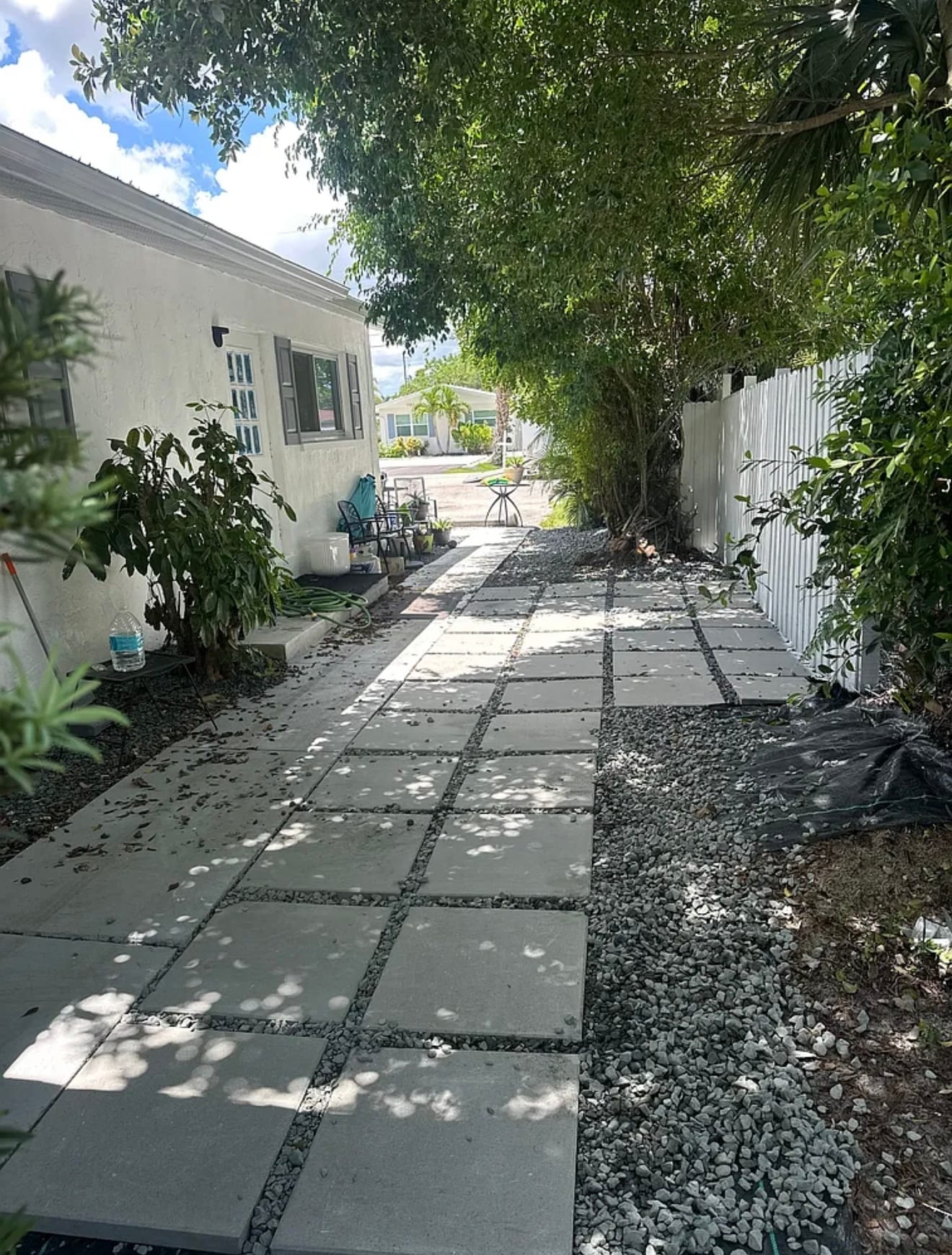 Building Photo - 1097 Highlands Dr