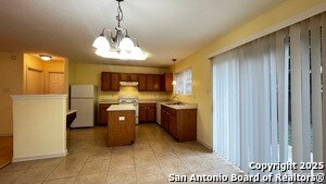 Building Photo - 6138 Brandys Farm