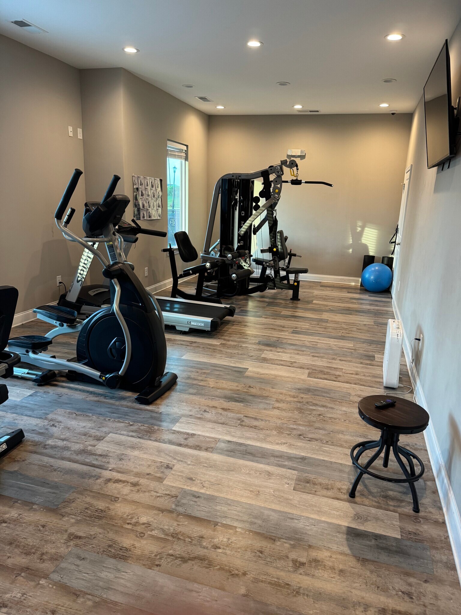 Gym - 5435 Shelly Lynn Dr