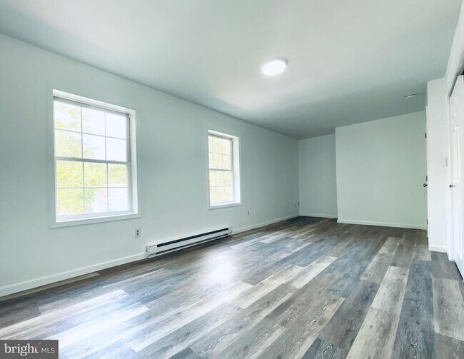 Building Photo - 1226 Country Pl Dr