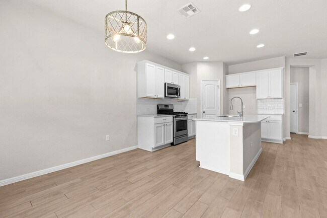 Building Photo - 2205 Singletree Bend