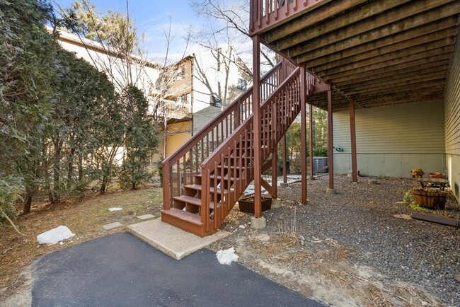 Building Photo - 93 Spyglass Hill Dr